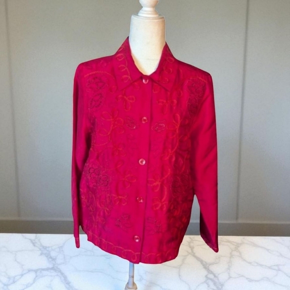 Vtg Red 100% silk scroll work cut out Office Siren button up career blouse Sz M - Picture 1 of 9